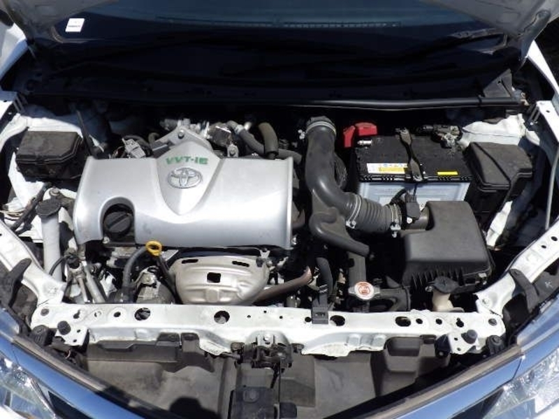 COROLLA AXIO-7