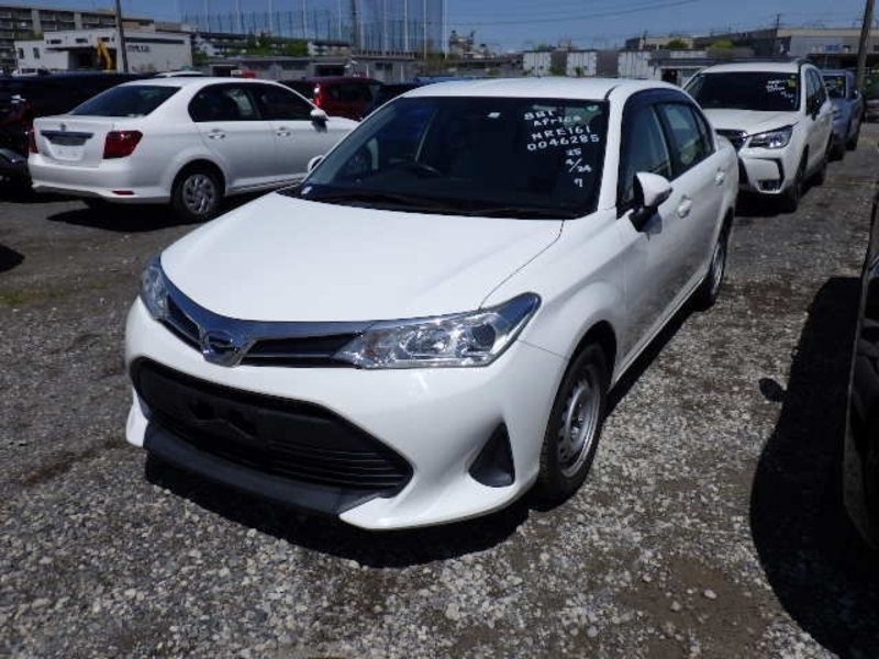 TOYOTA　COROLLA AXIO