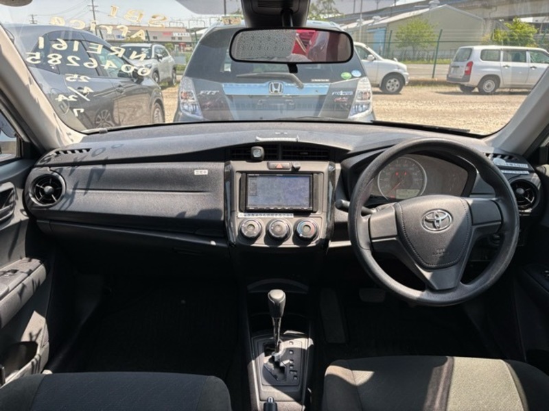COROLLA AXIO
