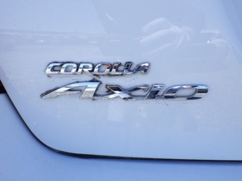COROLLA AXIO-14
