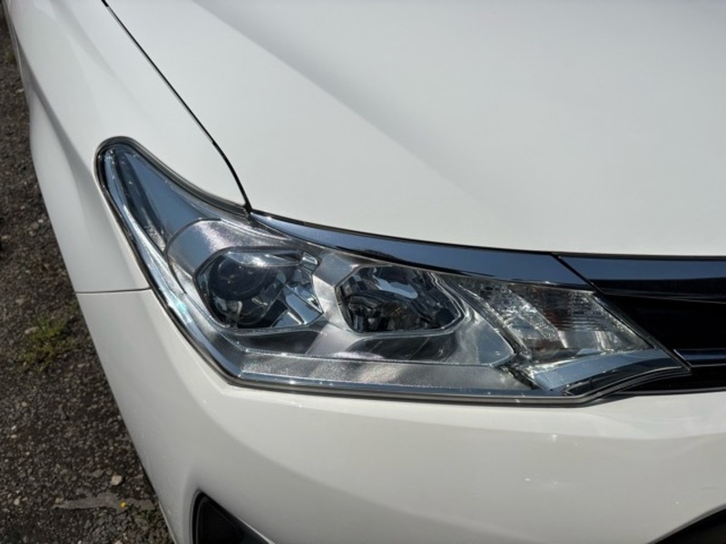 COROLLA AXIO