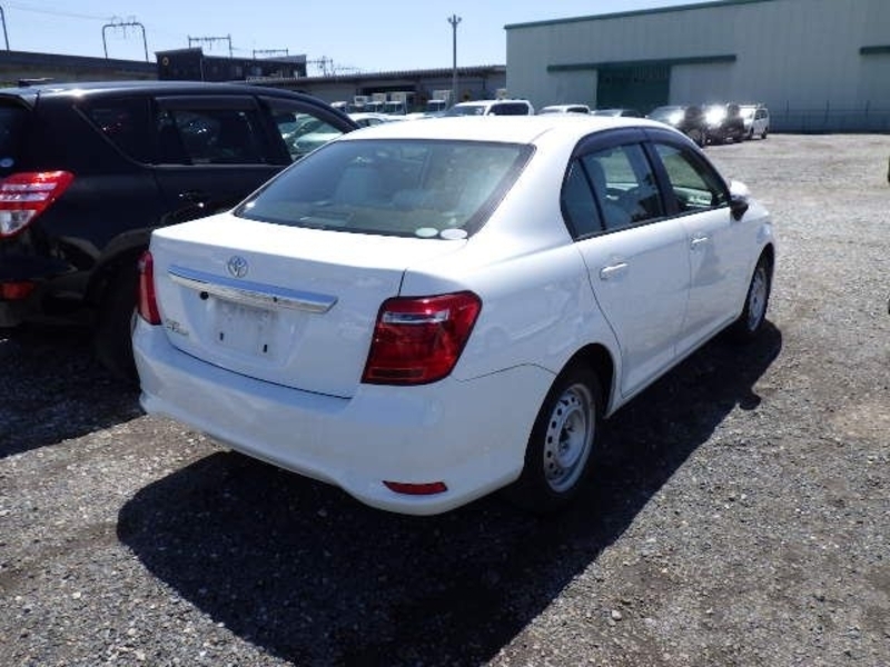 COROLLA AXIO-3