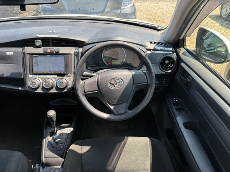 COROLLA AXIO