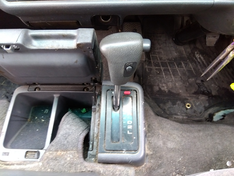 HIACE VAN