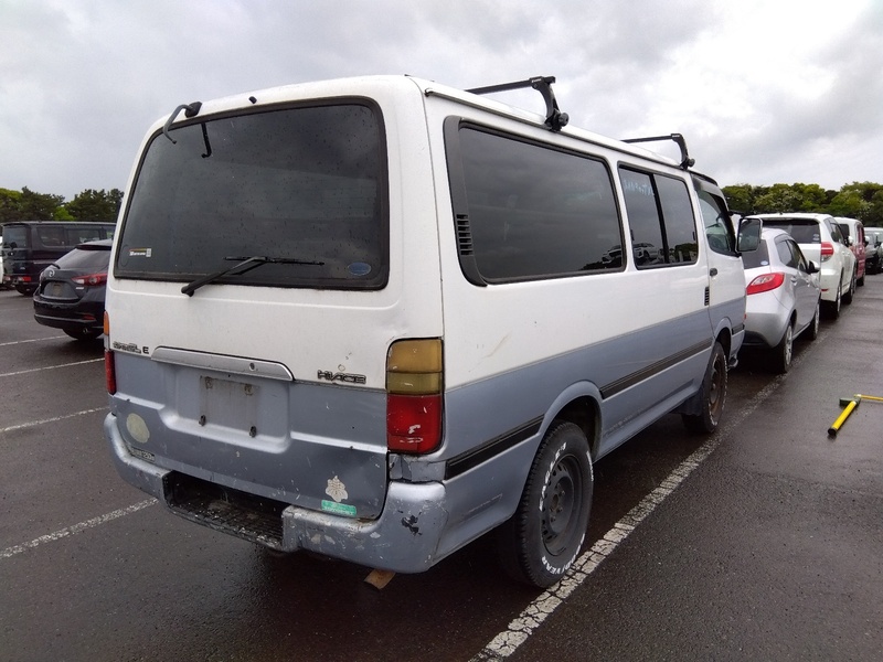 HIACE VAN