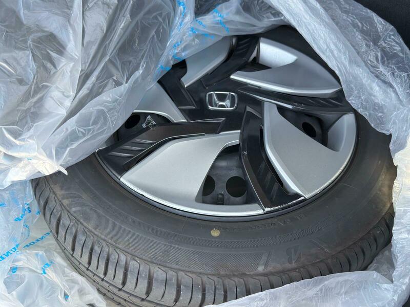 FIT HYBRID