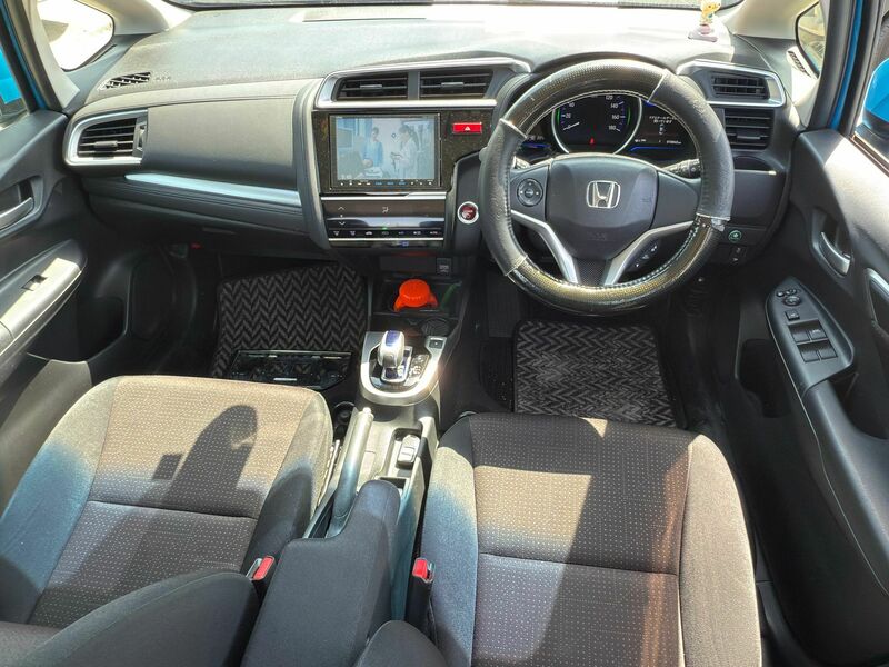 FIT HYBRID