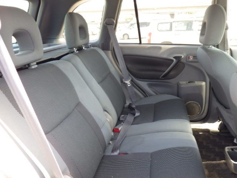 RAV4-6