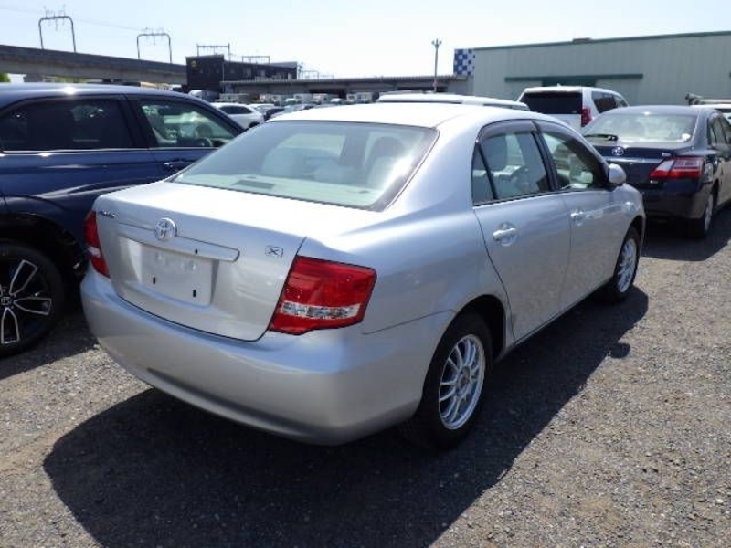 COROLLA AXIO