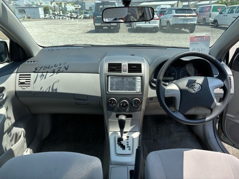 COROLLA AXIO
