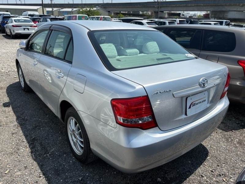 COROLLA AXIO