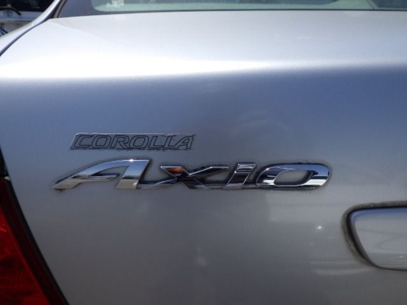 COROLLA AXIO