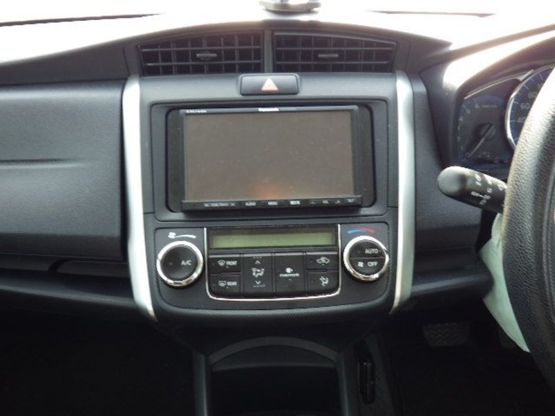 COROLLA FIELDER-12