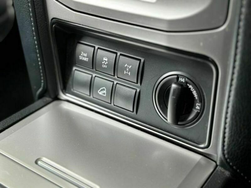 LAND CRUISER PRADO-16