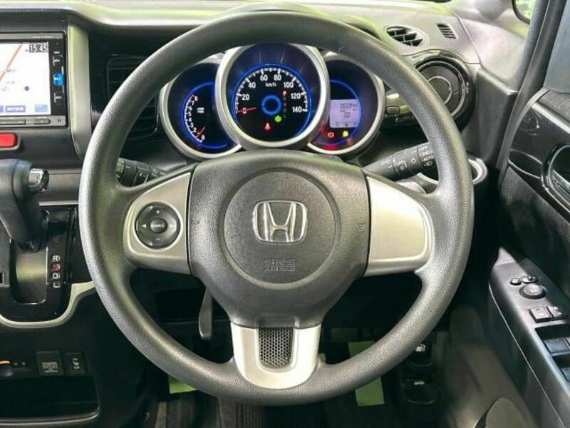 N BOX CUSTOM-10