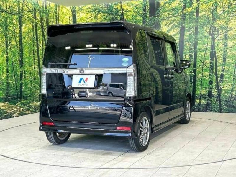N BOX CUSTOM-16