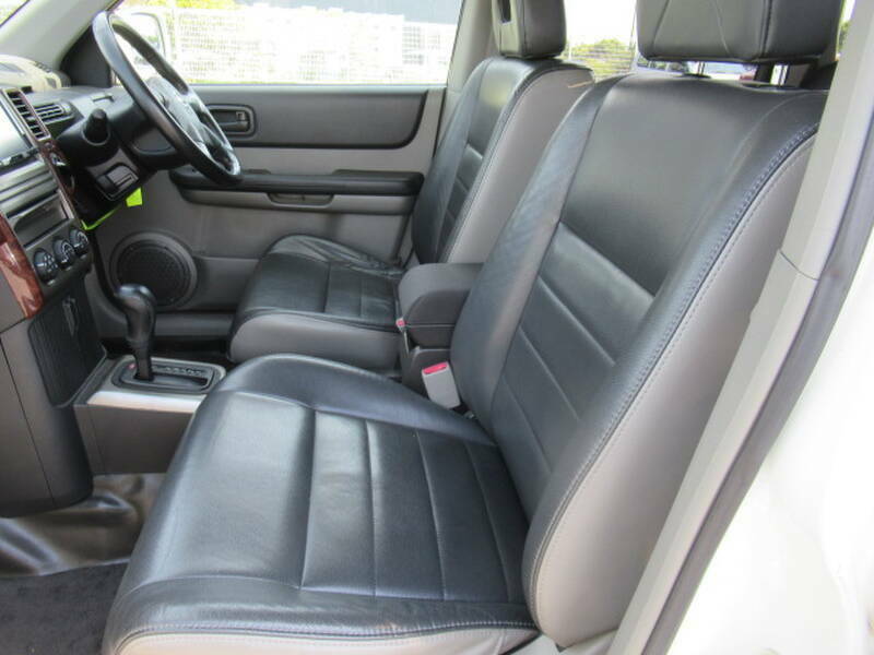 X-TRAIL
