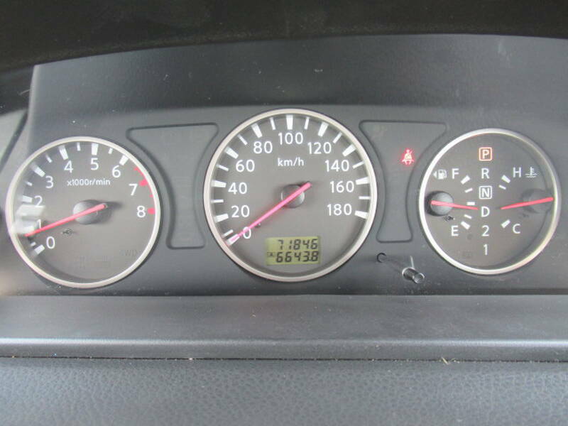 X-TRAIL