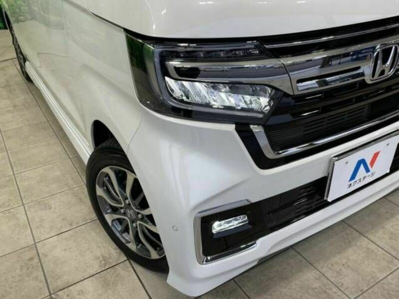N BOX CUSTOM-12
