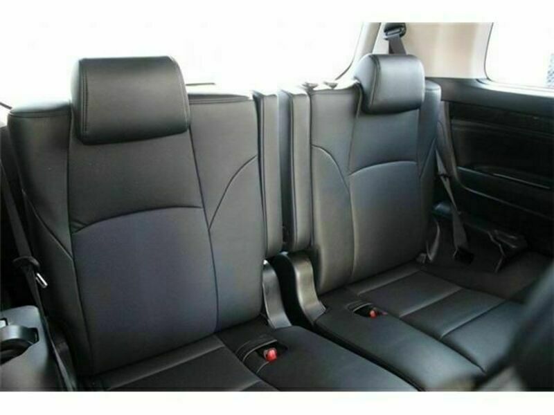 VELLFIRE-15