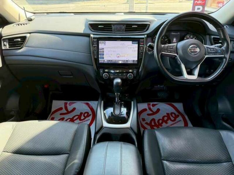 X-TRAIL-4