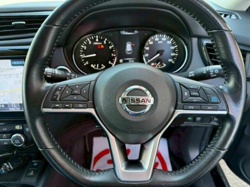 X-TRAIL-5
