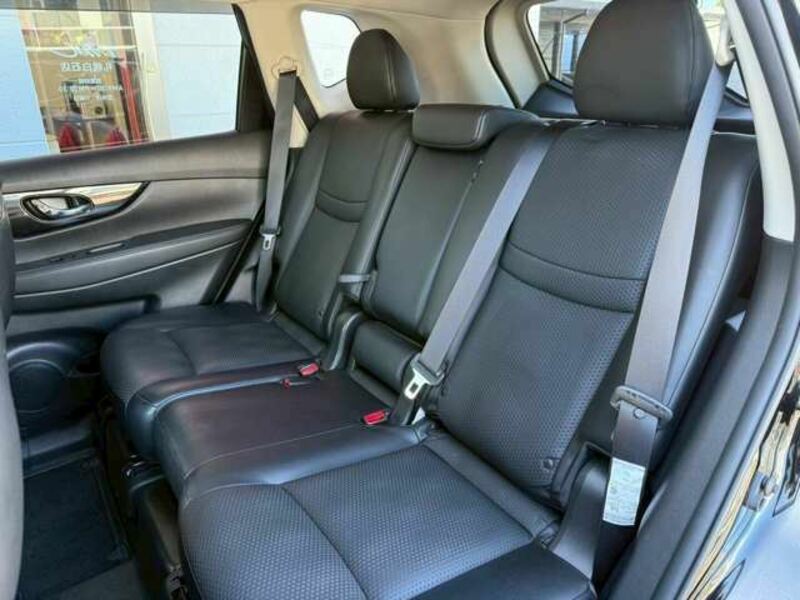 X-TRAIL-12
