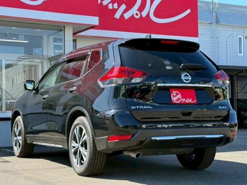 X-TRAIL-17