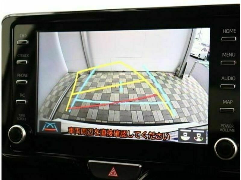 YARIS CROSS