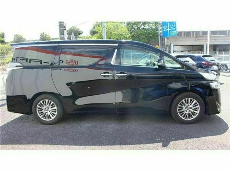 VELLFIRE-7
