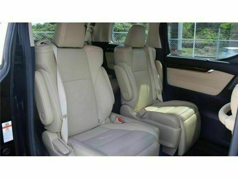 VELLFIRE-14