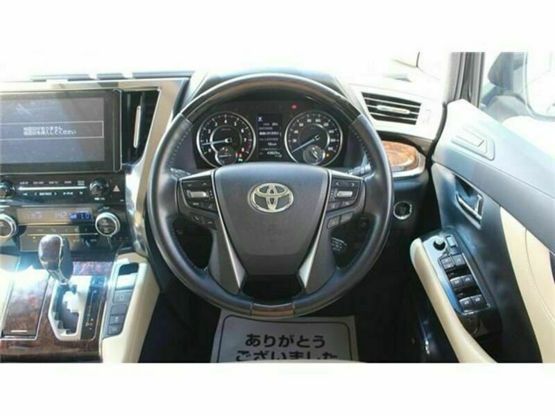 VELLFIRE-17