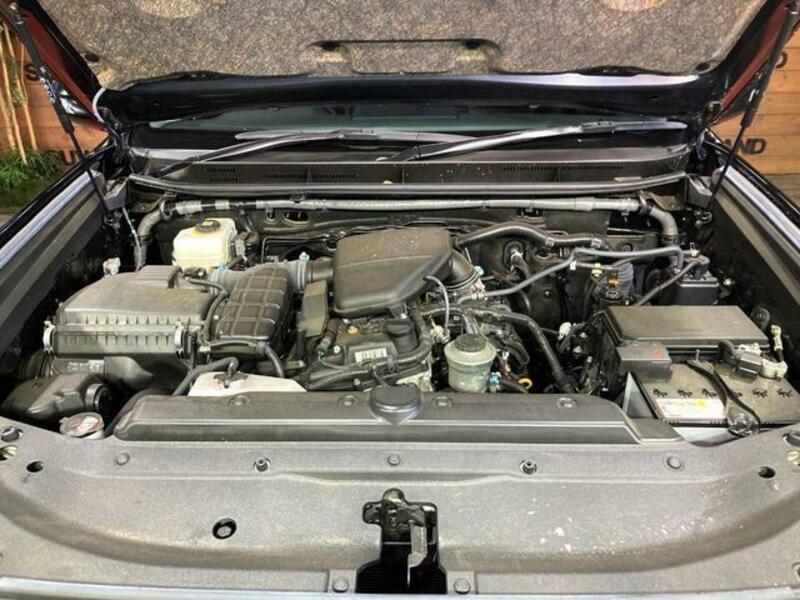 LAND CRUISER PRADO-16