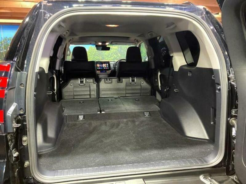 LAND CRUISER PRADO-9