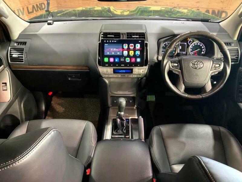 LAND CRUISER PRADO-1