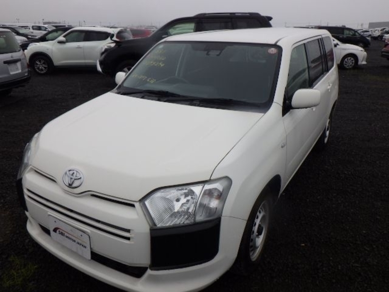 TOYOTA SUCCEED