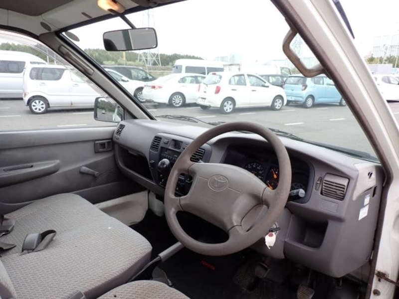 TOWNACE TRUCK