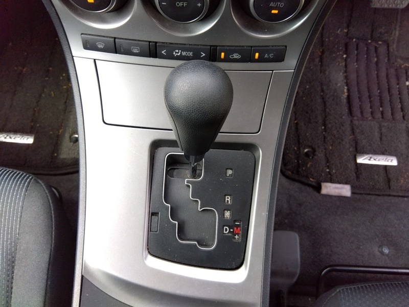 Axela Sport