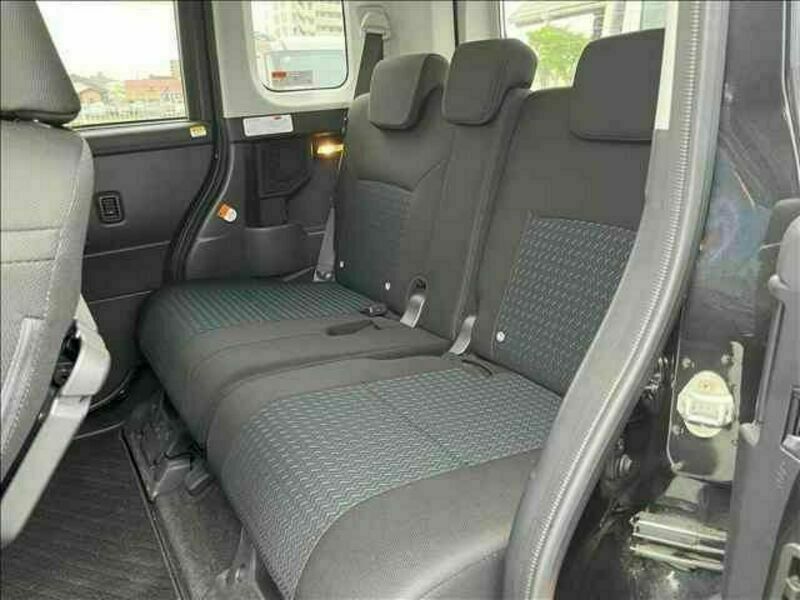 ROOMY-5