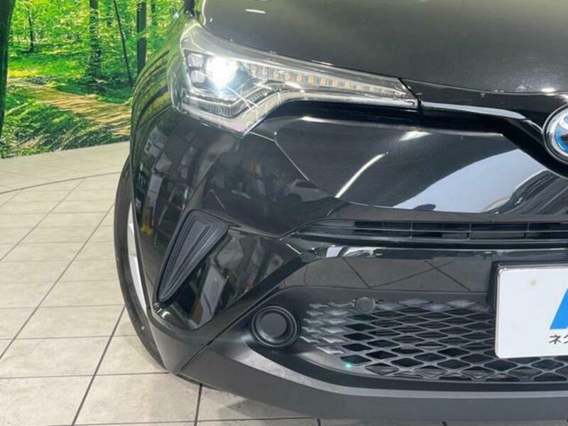 C-HR-11