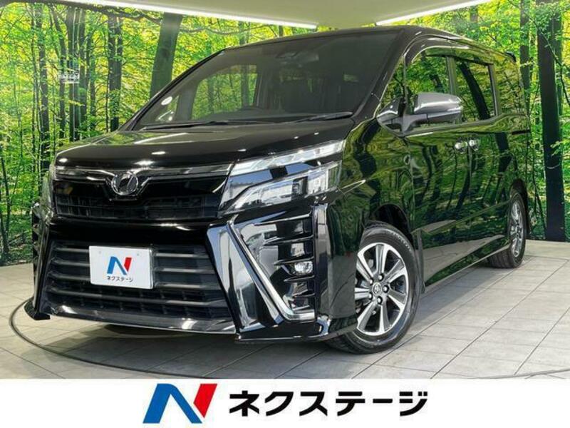 TOYOTA　VOXY