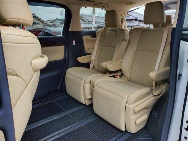 ALPHARD-15