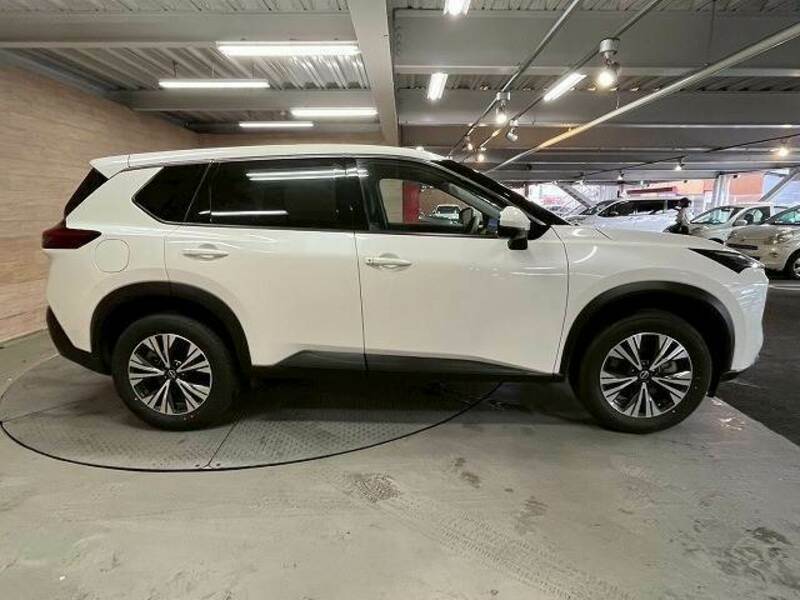 X-TRAIL-17