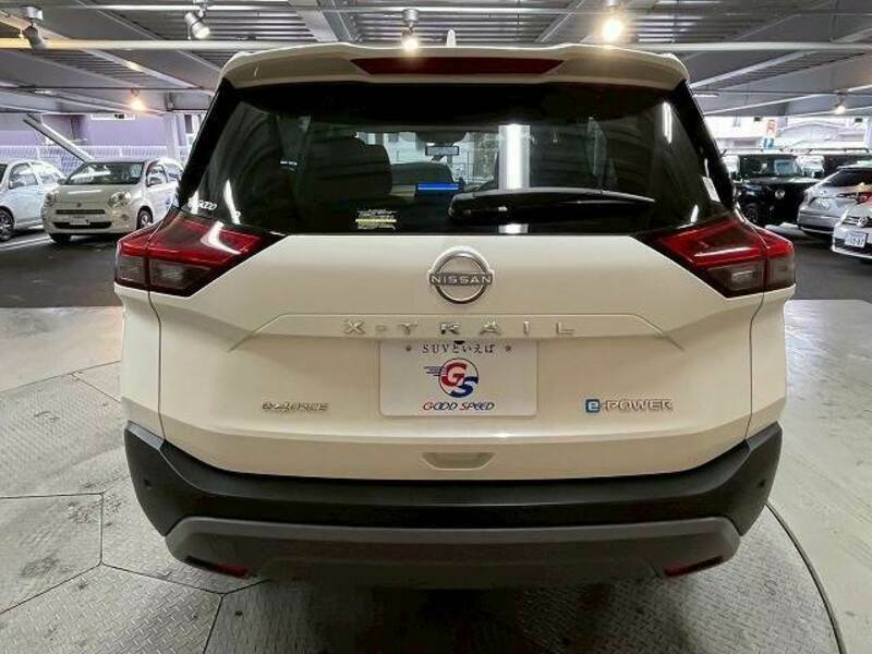 X-TRAIL-18