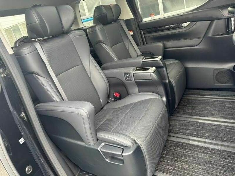 ALPHARD-9