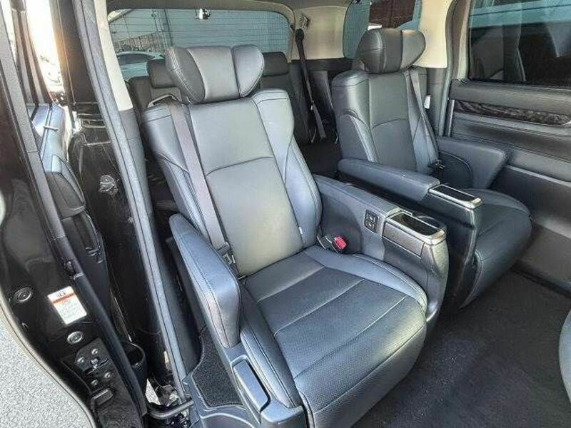 ALPHARD-9