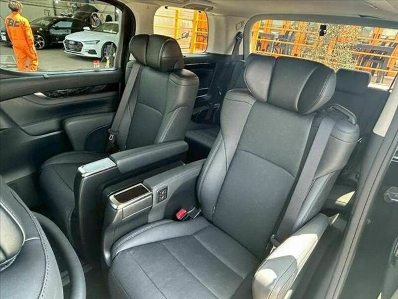 ALPHARD-17