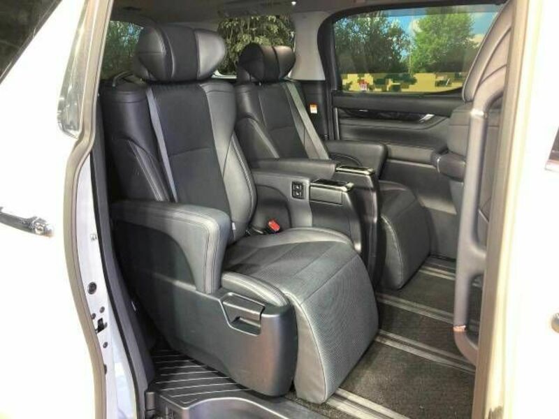 ALPHARD-7