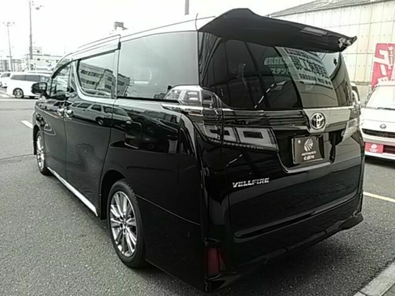 VELLFIRE-8