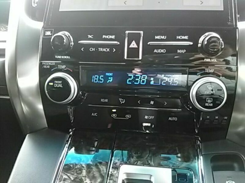 VELLFIRE-23